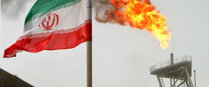 India cuts Iranian oil imports as US sanctions loom