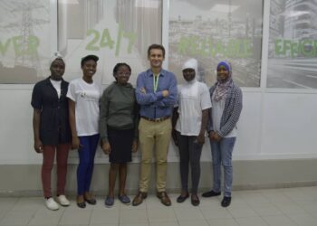 Schneider Electric, Visiola Foundation Empower Girls in STEM