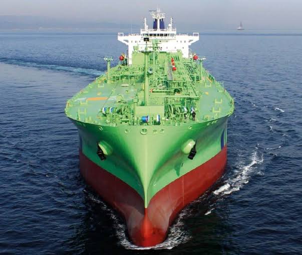 Using LPG as a ship fuel results in lower emissions to air, eliminating most sulphur emissions, and reducing particulate matter and black carbon emissions.